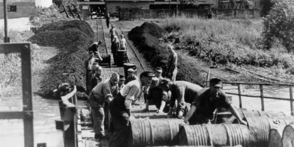 1939